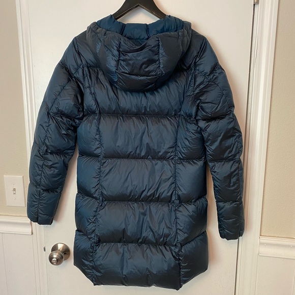 EDDIE BAUER // puffer jacket - Picture 2 of 8